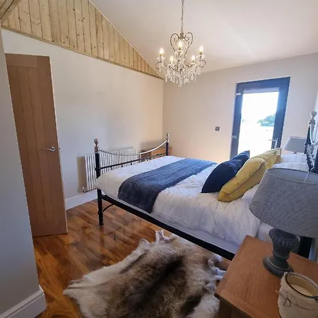 Immaculate 4-Bed Private Luxury Lodge Near York Exterior photo