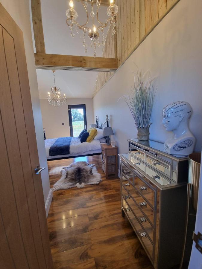 4bed Sleeps8-pet Friendly-hot Tub-log Burner * York