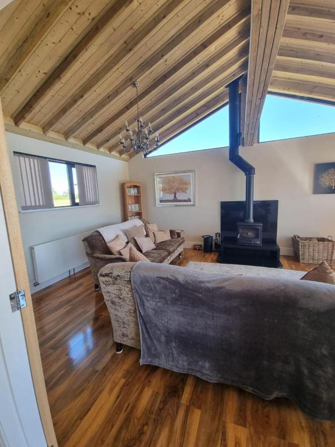 Holiday home Immaculate 4-bed Private Luxury Near *