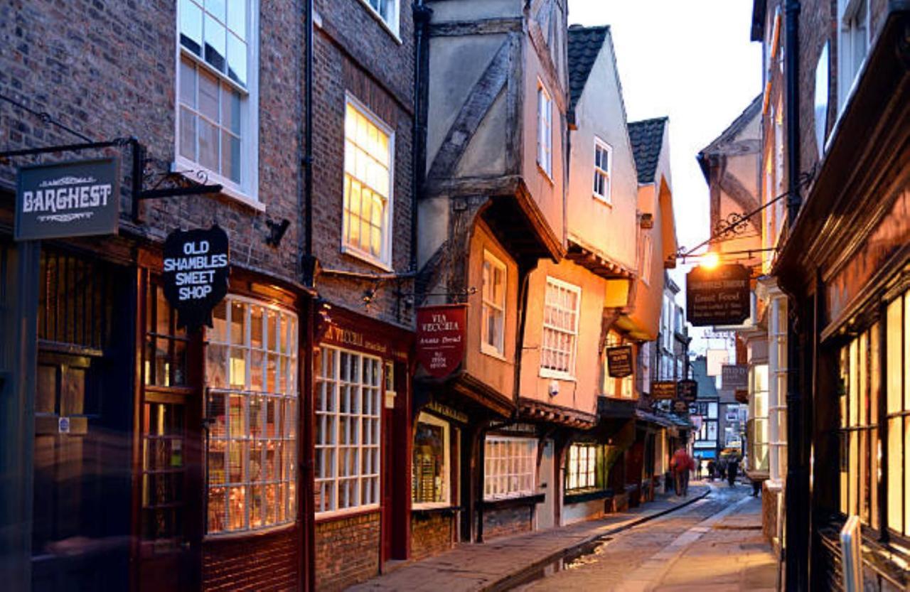 4bed Sleeps8-pet Friendly-hot Tub-log Burner Hébergement de vacances York