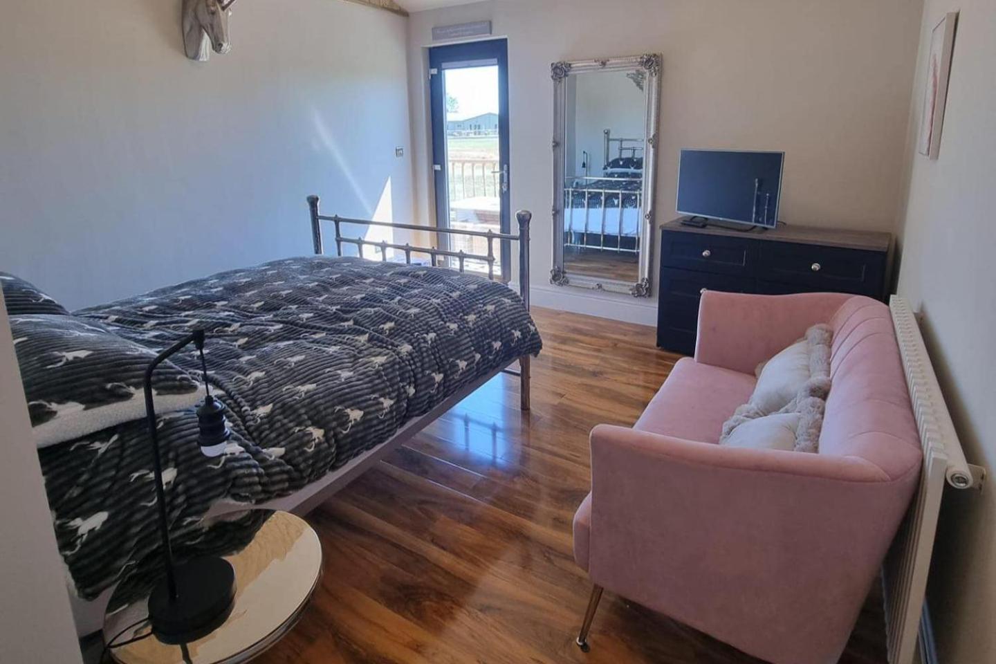Hébergement de vacances 4bed Sleeps8-pet Friendly-hot Tub-log Burner *